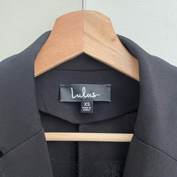 Lulu’s Black Blazer Jacket - Picture 2 of 4